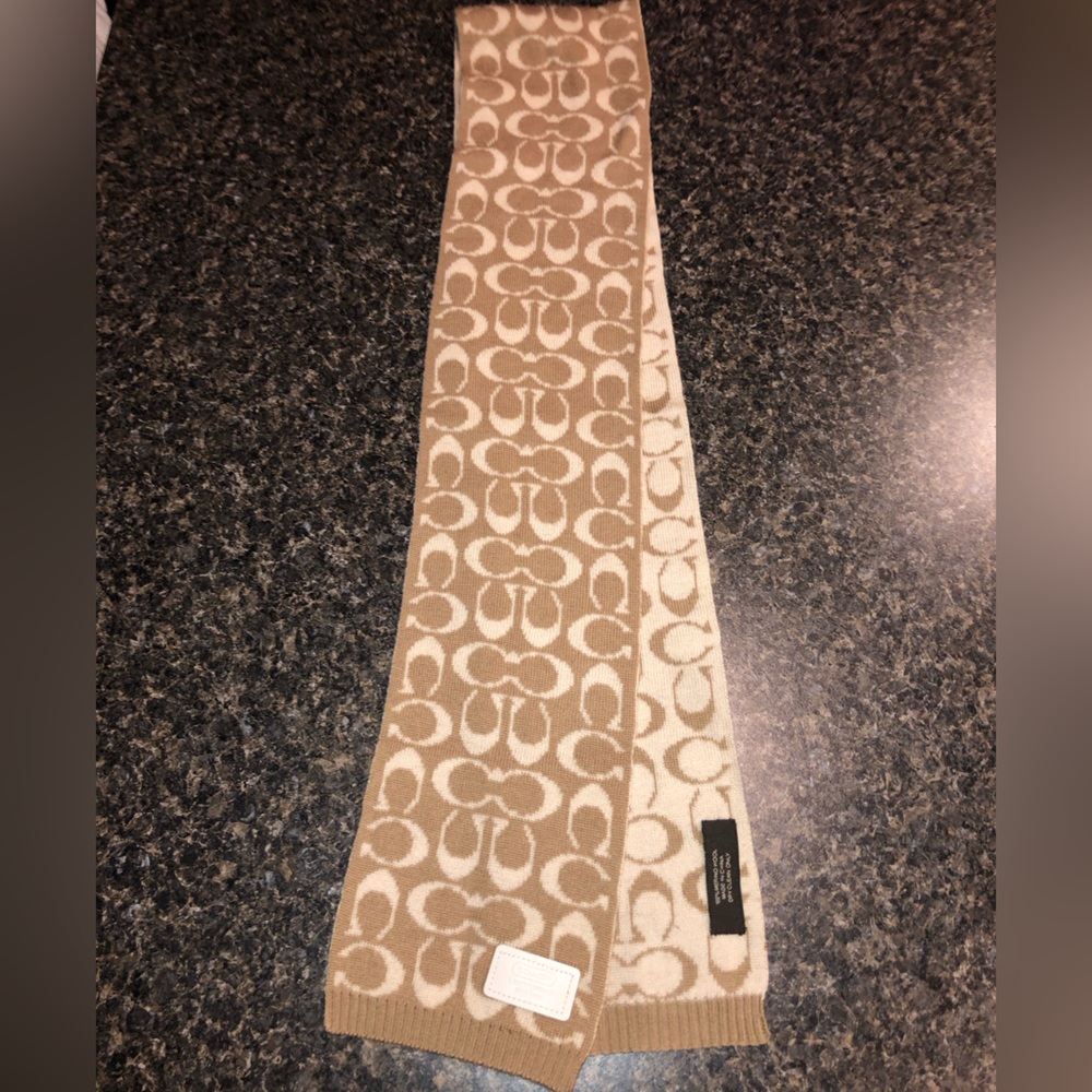 Coach scarf